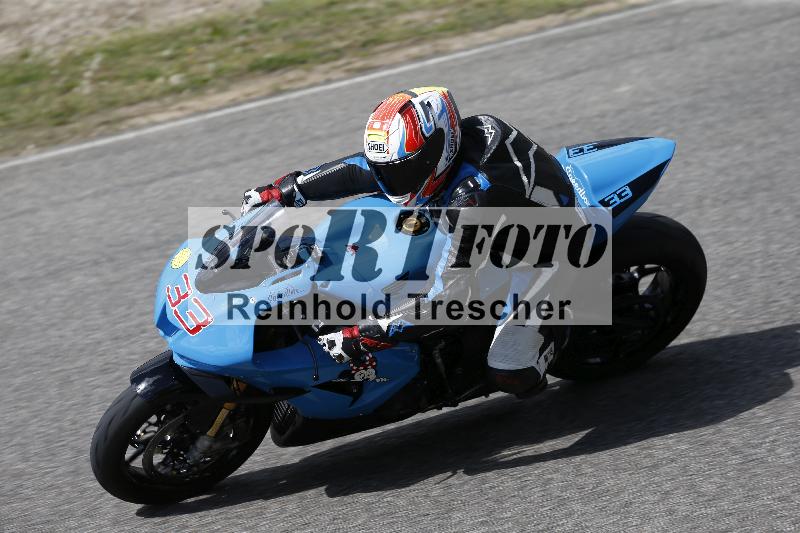 /09 19.04.2026  Caremotion get faster ADR/Gruppe gelb/33